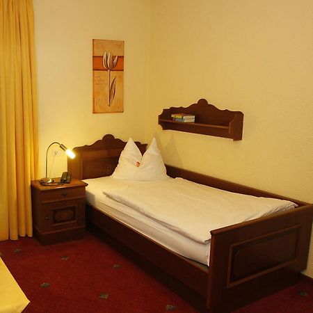Waldhaus Eifel Hotel Gondorf Quarto foto