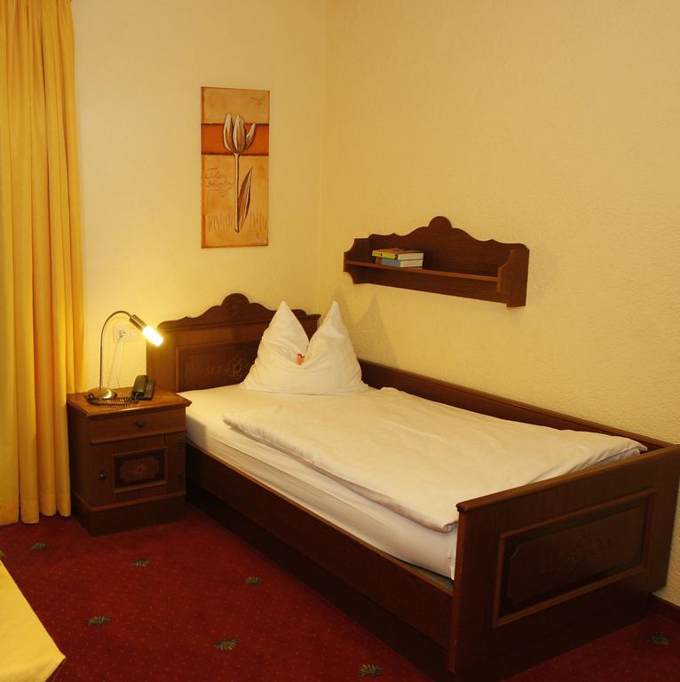 Waldhaus Eifel Hotel Gondorf Quarto foto